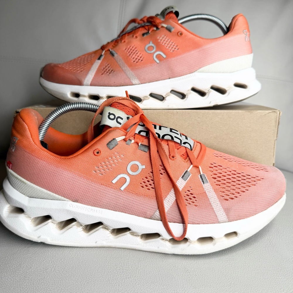 On Cloudsurfer Mens 9.5 Shoes Orange Sneaker Running Athletic Gym Swiss Walking